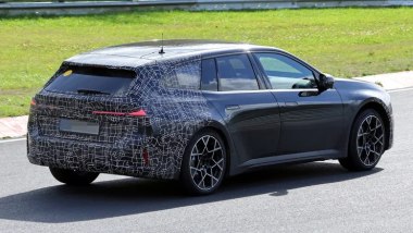 BMW i3 Touring foto spia