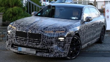 BMW Alpina, le foto spia della nuova ammiraglia