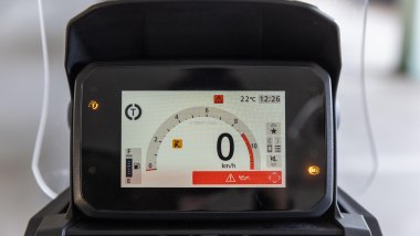 Comparativa scooter adventure 2026, il display di Honda