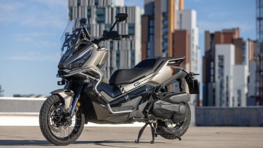 Comparativa scooter adventure 2026, Zontes 368G