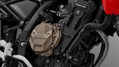 QJ Motor SRT 800 RX, il dettaglio dell'adventure