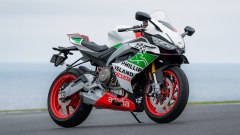 Aprilia RS660 Phillip Island Tribute: Marco Bezzecchi presenta la nuova edizione numerata