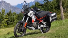 Aprilia Tuareg 660, la prova: com'&egrave; su strada e quanto &egrave; cambiata