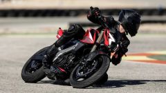 Bajaj Pulsar NS 400, la grintosa naked "A2" da 40 CV che costa come una 125