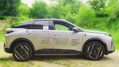 Batterie intelligenti Stellantis: debutto su Peugeot e-3008
