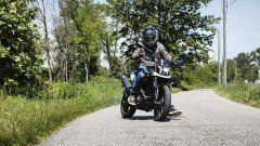 Benelli BKX 125 S: prova su strada, pregi e difetti della naked A1