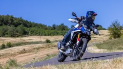 BMW F 450 GS: recensione video, pregi e difetti della baby gs