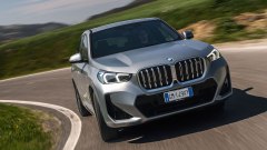 BMW iX1, ritardi consegne per il SUV BEV con cerchi da 17" e 18"