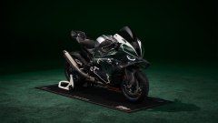 BMW M 1000 RR Limited Edition Isle of Man TT: ecco la serie limitata