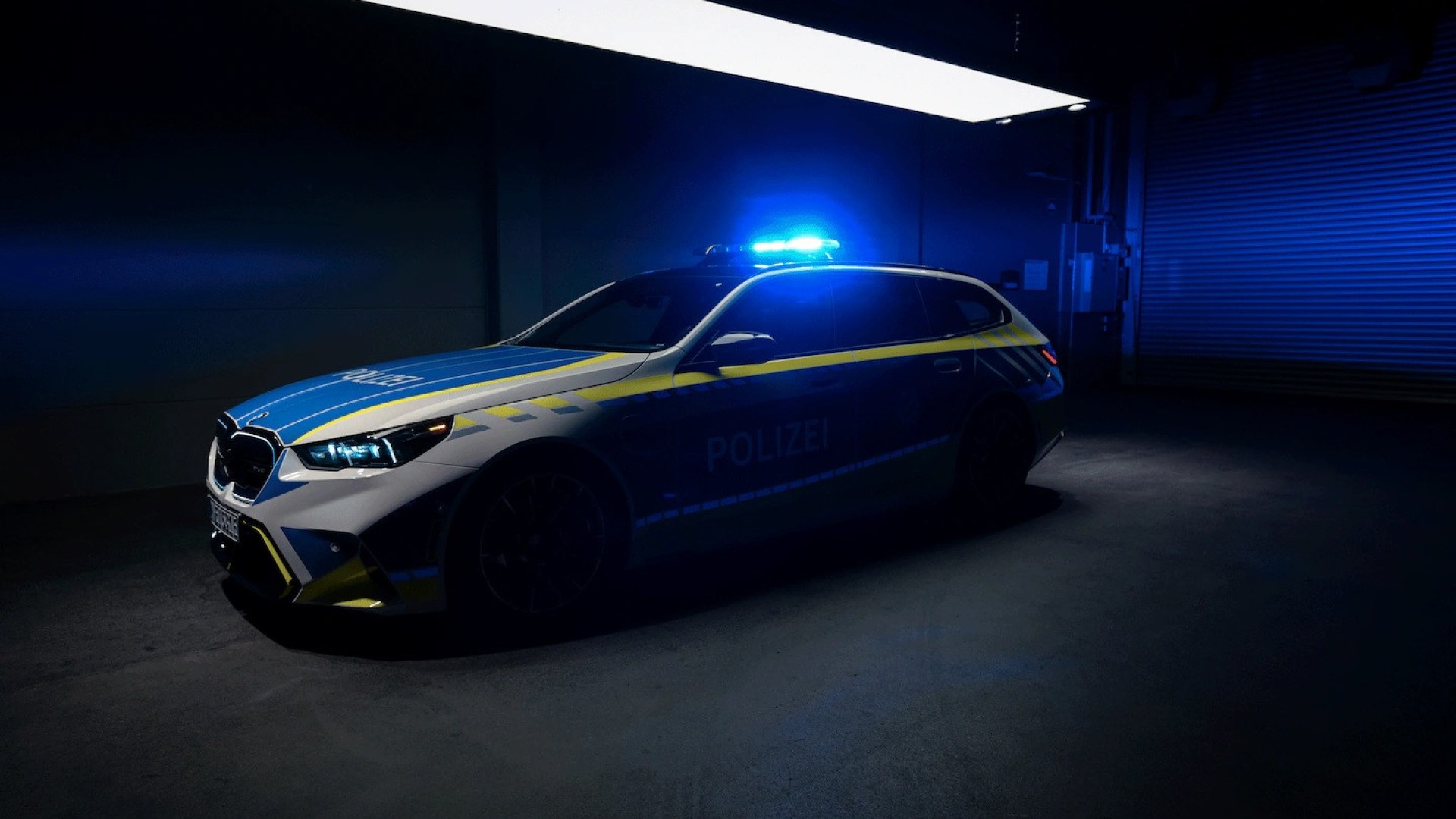 BMW M sviluppa una show car per la polizia tedesca basata sulla M5 Touring da 727 CV