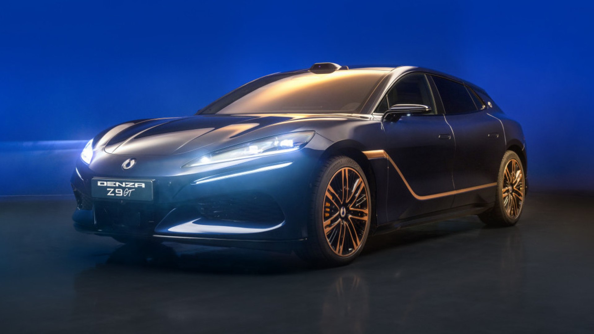 La BYD Denza Z9GT firmata Chopard è stata venduta a un prezzo record.
