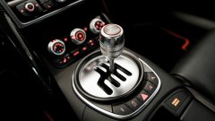 Cambio automatico vs cambio manuale: qual è il più affidabile
