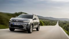 Auto elettriche, i costruttori contro lo stop al motore termico