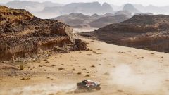 Dakar auto 2026, tappa 4 Marathon: Lategan domina con Toyota e balza al comando