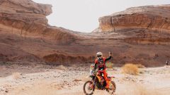 Dakar moto 2026, tappa 7: Benavides domina e rientra nella lotta per il successo