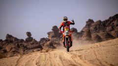 Dakar moto 2026, tappa 5 Marathon: Sanders torna leader