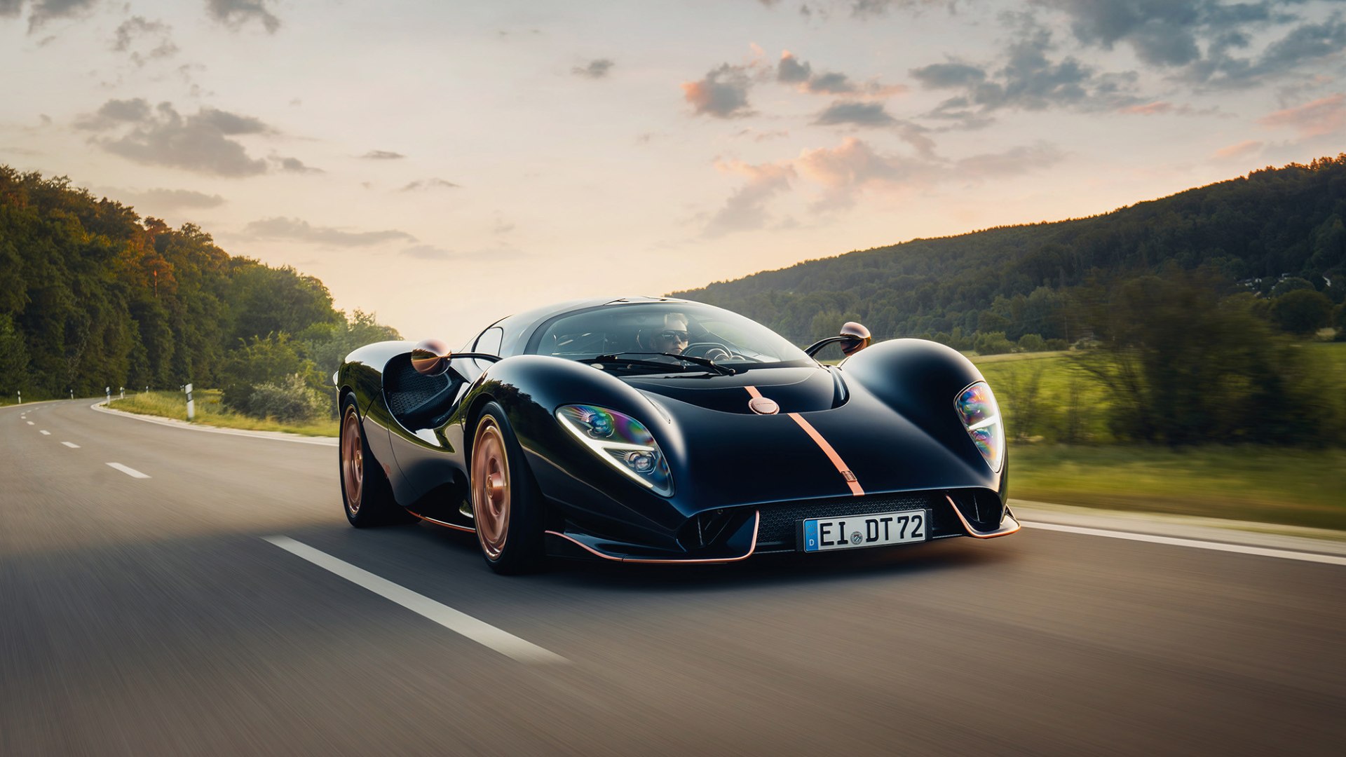 S72 Designo Supercar | La prima De Tomaso P72 è davvero molto speciale