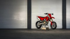 Ducati Desmo450 SM: ecco la supermotard di Borgo Panigale