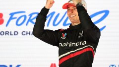 Formula E Tokyo-2 2026: De Vries re sul bagnato, Dennis leader
