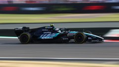 F1 Silverstone, Sprint Race: Antonelli batte Hamilton, Leclerc 5°