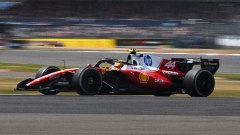 F1 Silverstone, Hamilton fa sperare la Ferrari in FP1, Leclerc 3°
