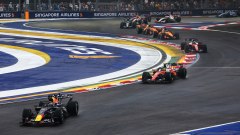 F1 GP Singapore 2026, Sprint Race: Verstappen trionfa sul bagnato