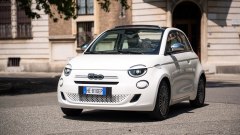 Fiat 500 Hybrid Dolcevita Cabrio: prova, prezzo e scheda tecnica