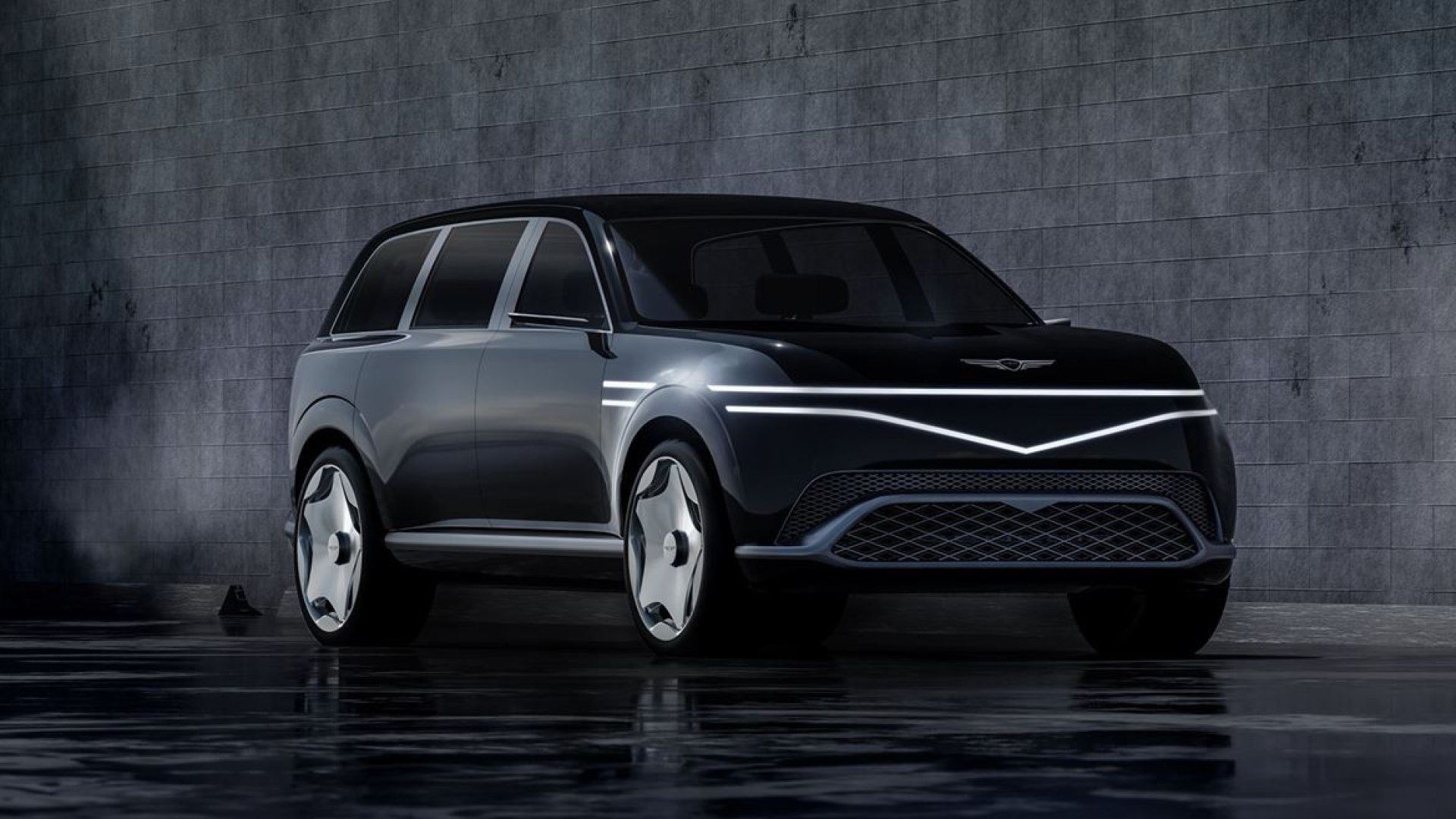 SUV elettrico Genesis GV90 con batteria da 123,5 kWh e potenza complessiva di 657 CV
