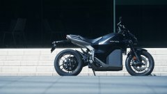 Honda WN7, prima moto elettrica Honda, è solo a noleggio in Australia