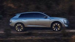 Maxi SUV in Cina: danni alle strade e nuove tasse