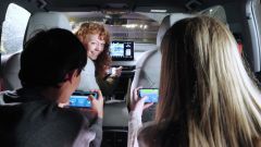 Videogame AirConsole e Spotify arrivano su &Scaron;koda Enyaq ed Elroq