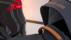Idee regalo Natale 2025? Passeggino Mercedes-AMG. Occhio al prezzo