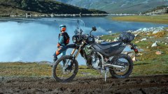 Nuova Kawasaki KLX300 XPL ABS sfida Honda CRF300L Rally e KTM 390 Adventure R