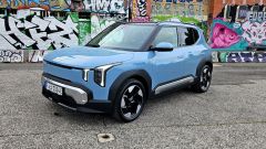 KIA EV2, prova su strada: design, motori, autonomia e prezzi del SUV compatto