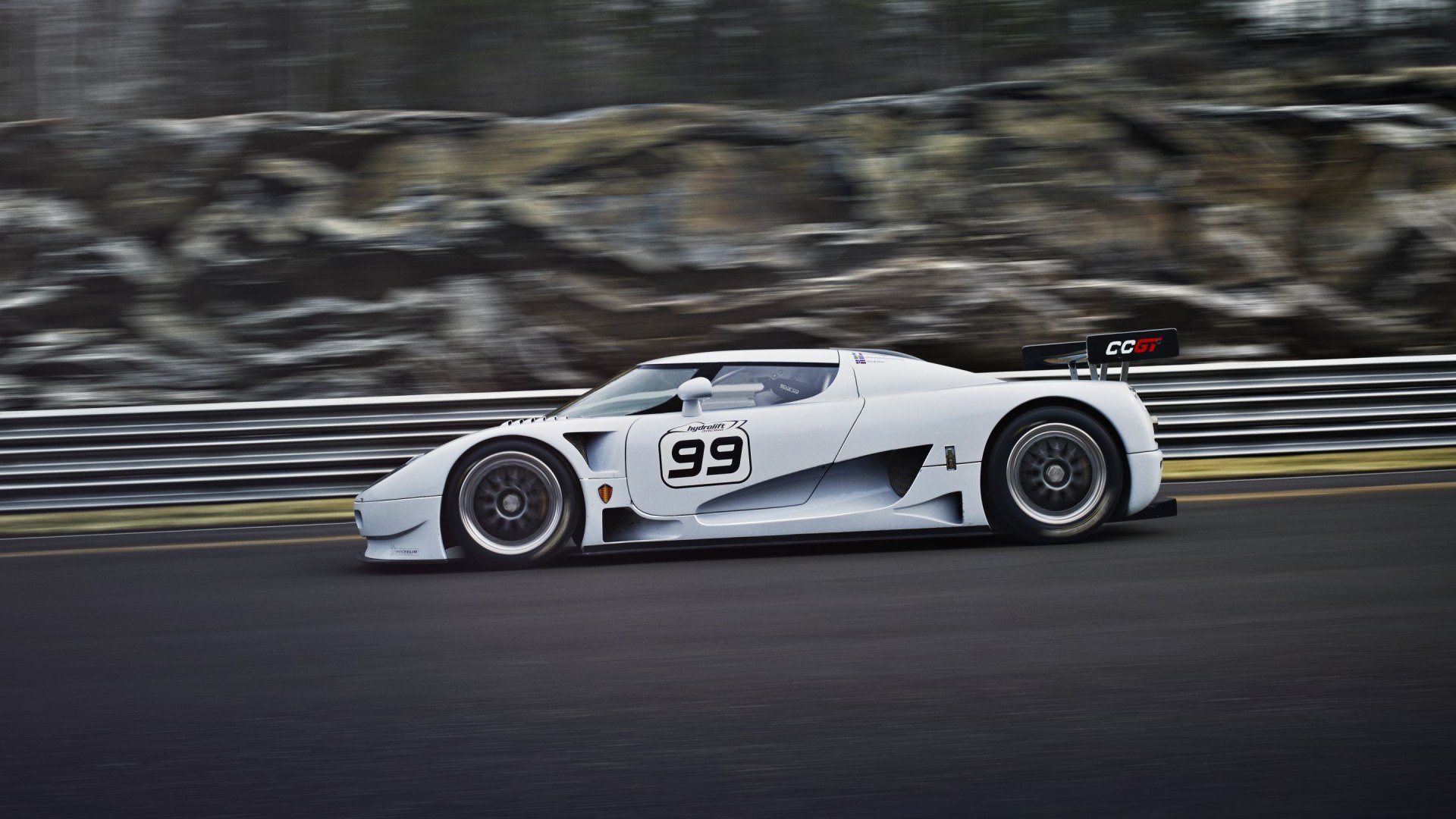 Koenigsegg mostra una nuova hypercar ispirata alla CCGT, progetto GT1 mai realizzato, durante l'evento The Quail a Monterey