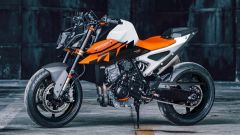KTM 990 Duke, nuovo colore per il modello 2026