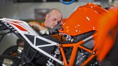 KTM novit&agrave; 2026: licenziamenti e gamma moto in riduzione