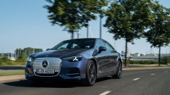 Nuova Mercedes Classe C elettrica: prova, autonomia e prezzi