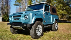 Land Rover Defender: restomod con V8 Corvette da 435 CV