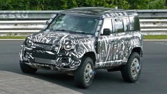 Nuova Land Rover Defender avvistata al Nurburgring. Come correva!