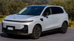 Leapmotor B10 REEV e BEV: prova abitacolo e interni