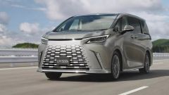 Nuovo Lexus LM 500h 2026: novità per il van di lusso ibrido