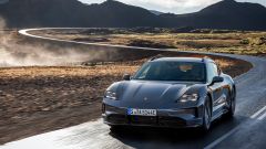 Mal d’auto: le auto elettriche possono peggiorarlo