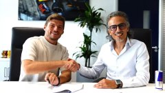F1, Max Verstappen rinnova con Red Bull fino al 2030