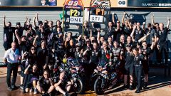 Aprilia: Bezzecchi firma... la carica dei 101!