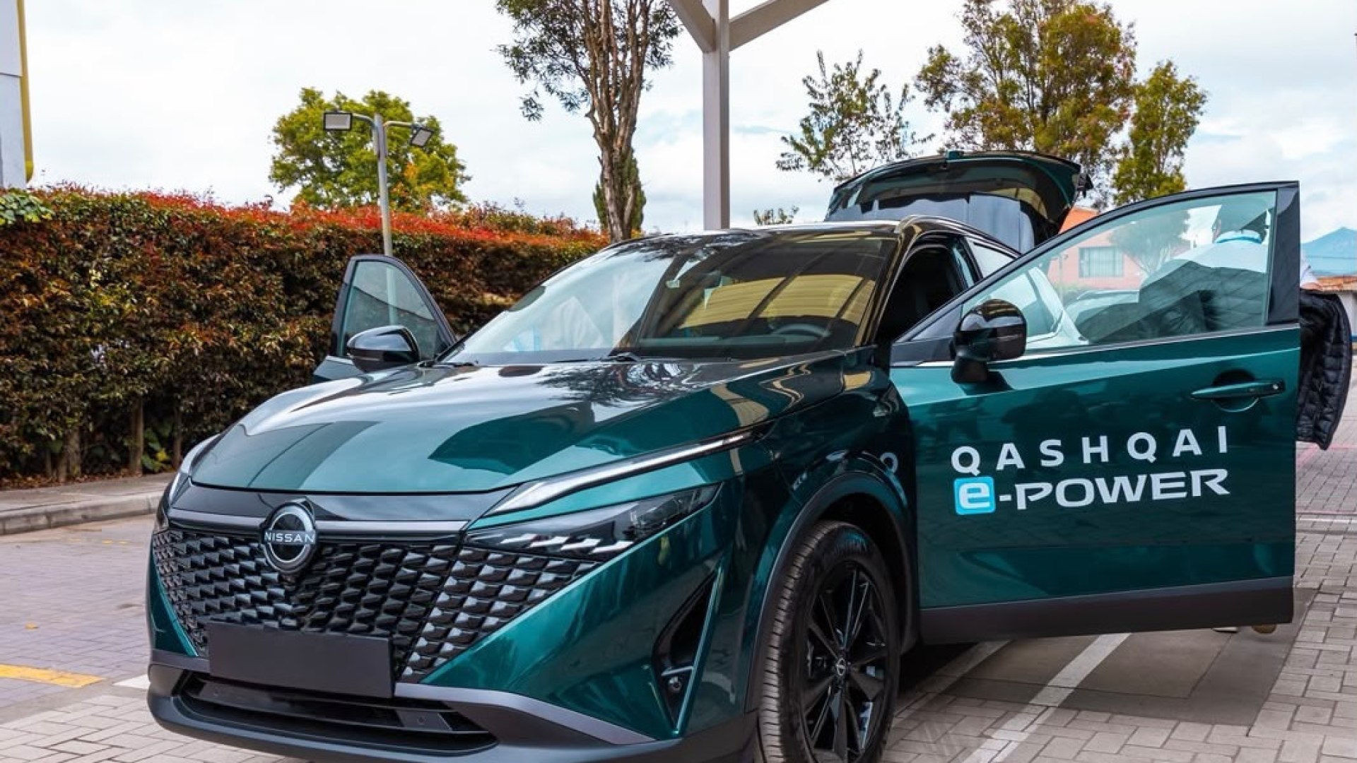 SUV Nissan Qashqai e-POWER percorre 1.980 km con un solo pieno di benzina in Colombia