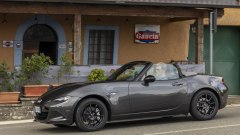 Mazda MX-5 2027: cos’ha di nuovo e come va su strada e in pista