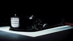 Griglia gigante e luminosa: per la nuova Mercedes coupé