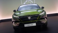 Presentata nuova Peugeot 408 (2026): come cambia fuori e dentro