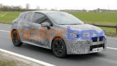 Nuova Renault Clio 2026: anticipazioni su design e motori